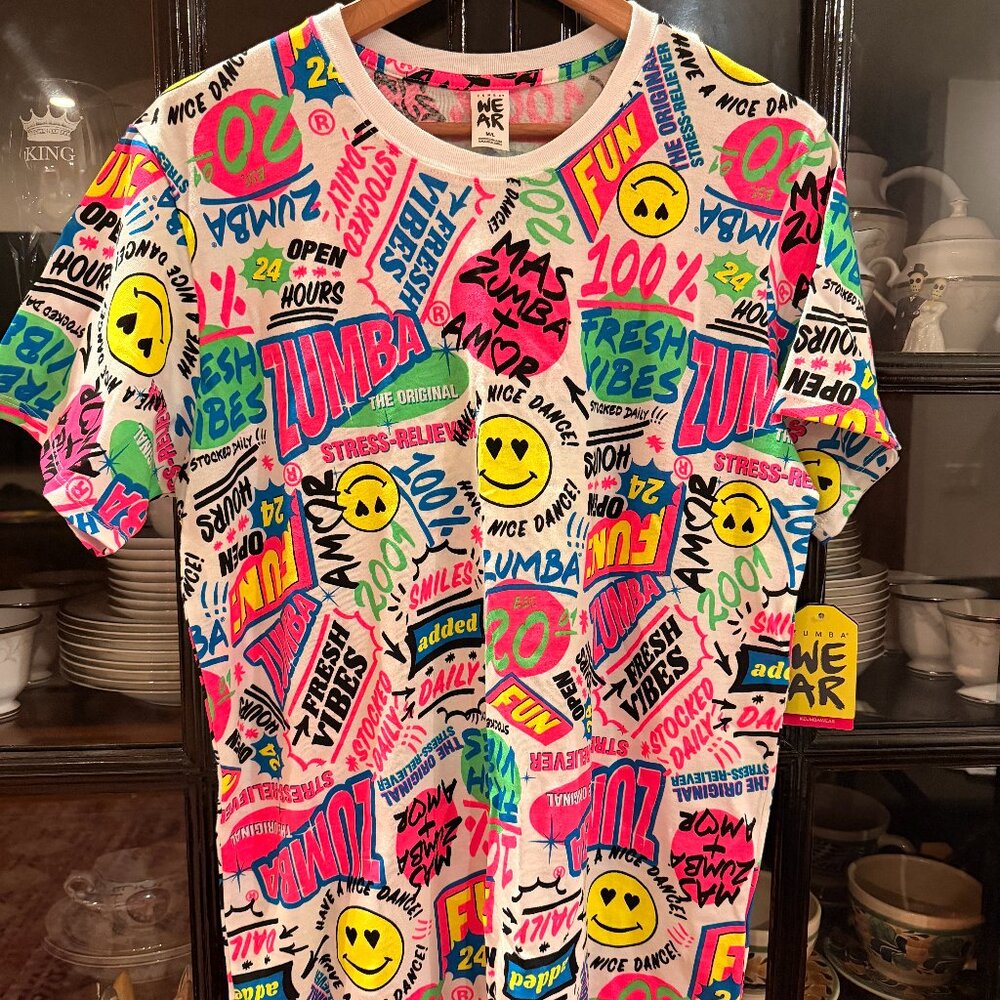 ZumbaWear Zumba Pop Unisex Tee NWT Size M/L
